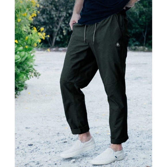 Beardedgoat Men's All Season Water & Wind Resistant Rover Pants Hiking & Outdoor - Picture 2 of 8